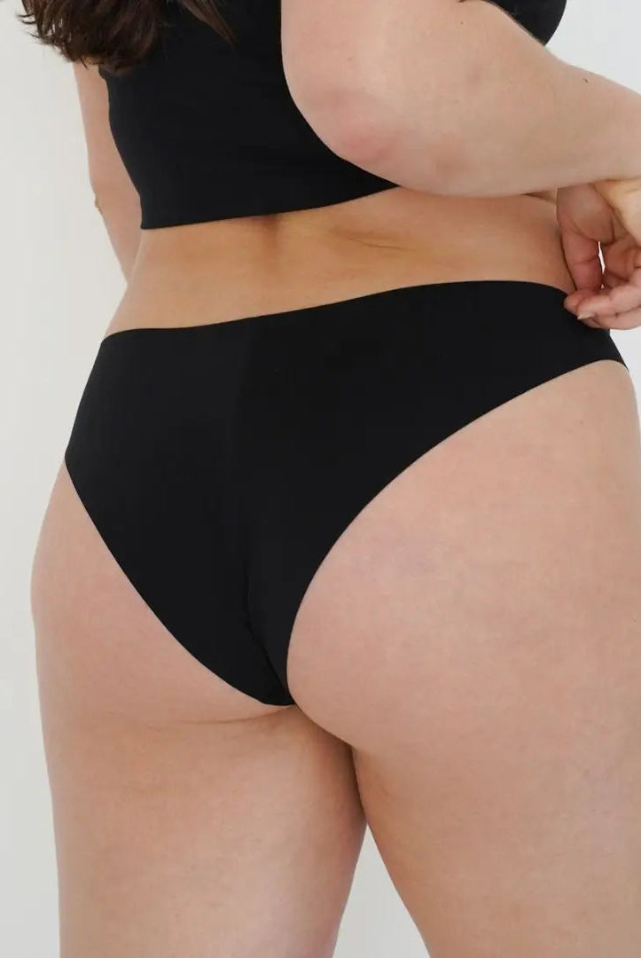 Brésilienne sans couture Noir Noble LICA Wear