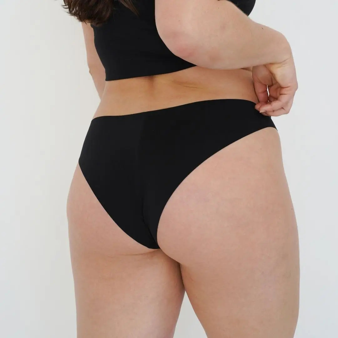 Ilona porte la taille L