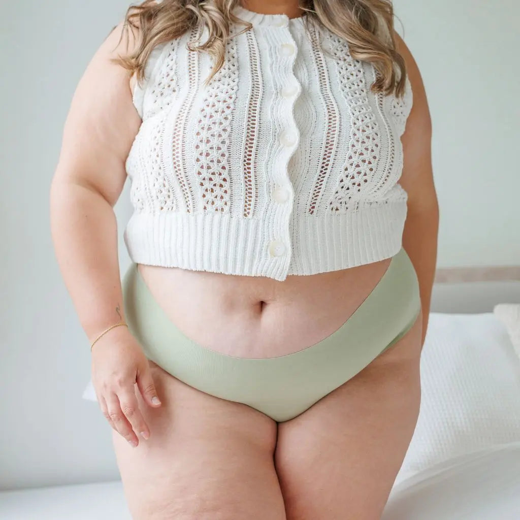 Culotte bikini sans couture Misty Sage LICA Wear, vue de face