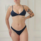 Amé porte la taille XS