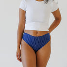 Tanga taille haute sans couture La Marine LICA Wear, vue de face